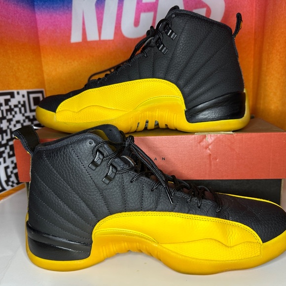 Jordan 12 Retro University Gold Size 12M Pre-loved - Picture 3 of 7